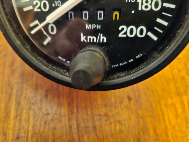 LAND ROVER DEFENDER Mechanical Speedometer ( Srm6014-02 Kmh) £180.00 ...