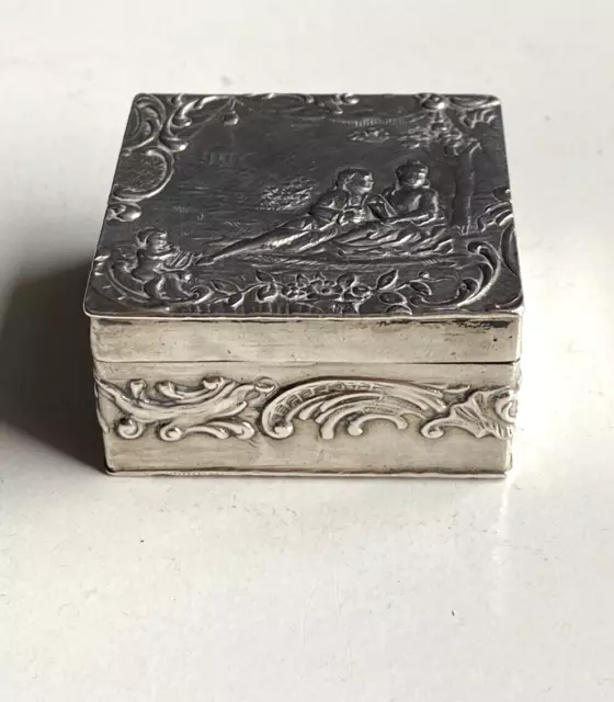 Antique Solid Silver Decorative Box. London 1907. Dutch Import. Gold Gilded