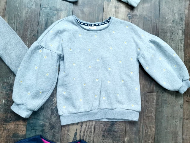 Girls Clothes Bundle aged 6-7 Years. Excellent Condition 3