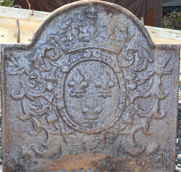 Plaque De Cheminée En Fonte XIXe Siècle – Décor Fleurs De Lys Authentique