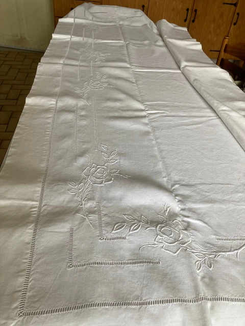 Drap plat ancien en coton brodée et ajourée 320 X 210 French old embrodery - France