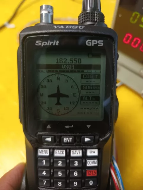 Yaesu FTA-750L Ricetrasmettitore Aereonautico Portatile con vor e GPS - Nero