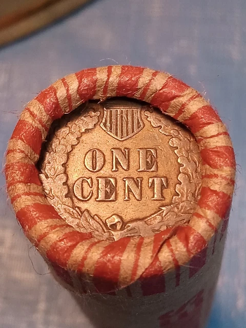 One Bulk Indian Head / Wheat Back Pennies Shotgun Roll - Lot # 468