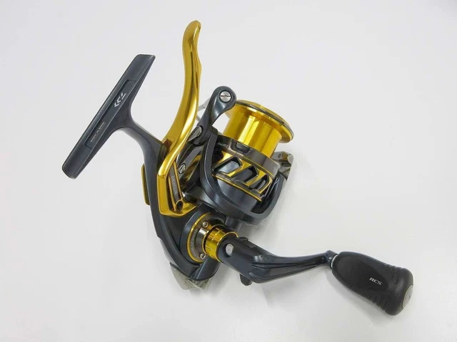 DAIWA 18 TOURNAMENT ISO 2500SH-LBD Management AU456303
