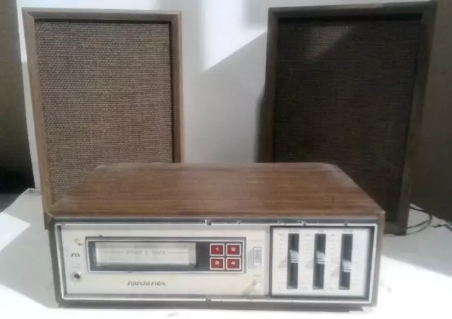 VINTAGE Soundesign Model 4840D 8 Track Player With 2 Speakers POWERS ON MM1