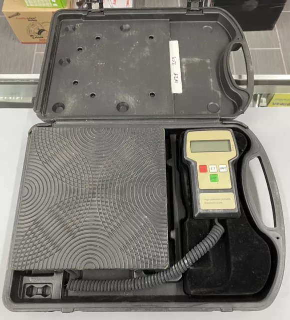 LX-36575 Digital Refrigerant Electronic Scale With Hard Case 220lb Capacity