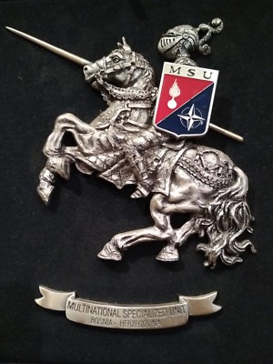 CREST CARABINIERI MSU PRIMO INTERVENTO IN BOSNIA-HERZEGOVINA IN LEGNO RARITA'!!! 
