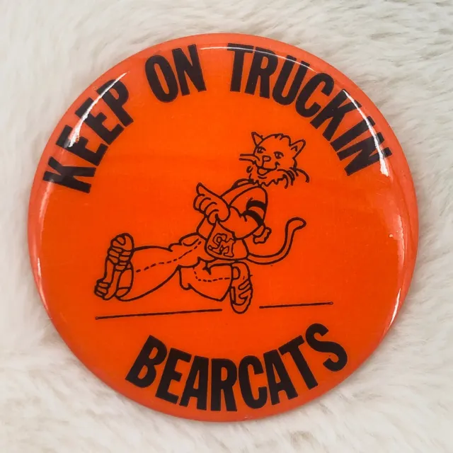Vtg San Mateo Bearcats Keep on Truckin 3" Button Pin - California High School