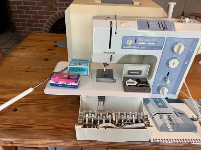 Bernina 1030 Sewing Machine With accessories