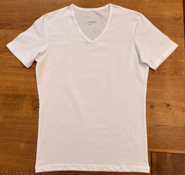 Ex-M & S Mens White Cool & Fresh Cotton-Rich V-Neck T-Shirt - BNWOT