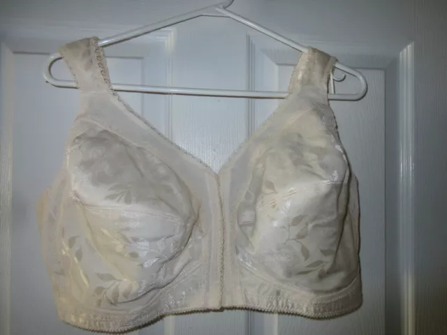 Playtex 18 Hour Custom Flex Back Wirefree Bra 4695 Light Beige  Size 44D