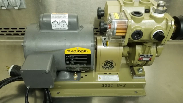 KRX1 Thermo Orion Vacuum Dry-Pump Baldor  1/4HP 115/230V Rotary Vane Pump N.O.S