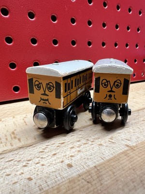 the polar express 15th anniversary lionchief set with bluetooth