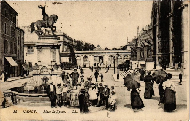 CPA NANCY Place St-Epvre (680599)