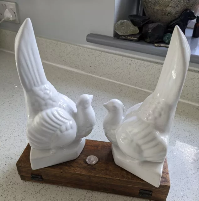 Vintage Bordallo Pinheiro großes Statement weiße Taube Vogel Buchstützen - fehlerhaft