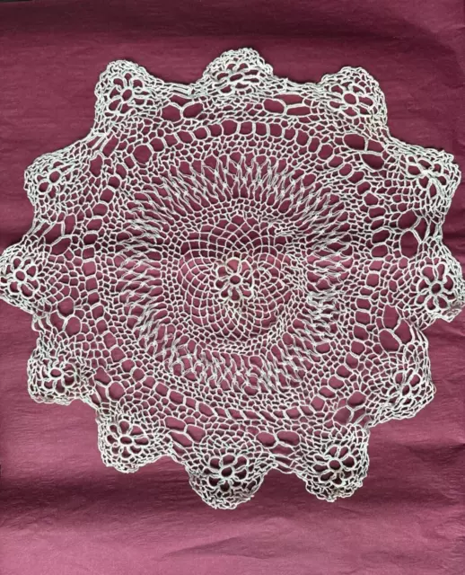 Beautiful Vintage Handmade Cotton Crochet lace Doily - 15"