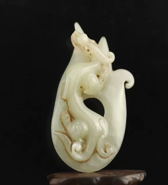 China old natural hetian jade hand-carved statue dragon pendant d12