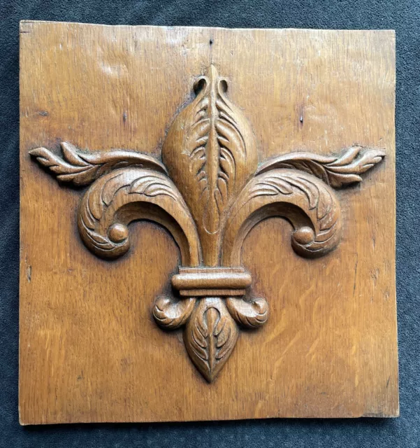 "Fleur de Lys" bas-relief bois naturel XXe