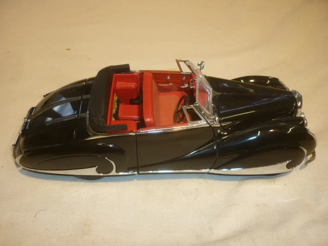 Franklin Mint 1/24 - 1936 Bugatti Type 57 SC - Miniature Comme Neuve