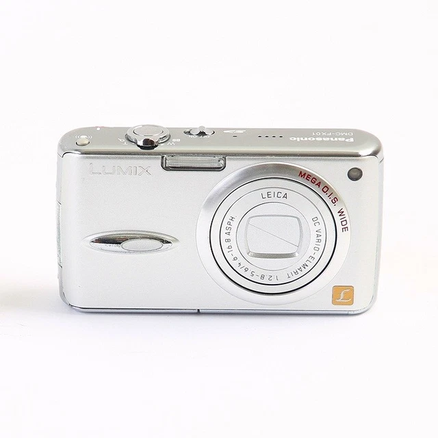 Panasonic DMC-FX01-S シルバー コンパクトデジタルカメラ Amazon | パナソニック 6メガ/広角28mm LUMIX DMC-FX01-S