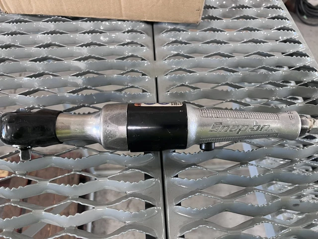 Snap-On FAR72C Air Ratchet Wrench 3/8” Drive