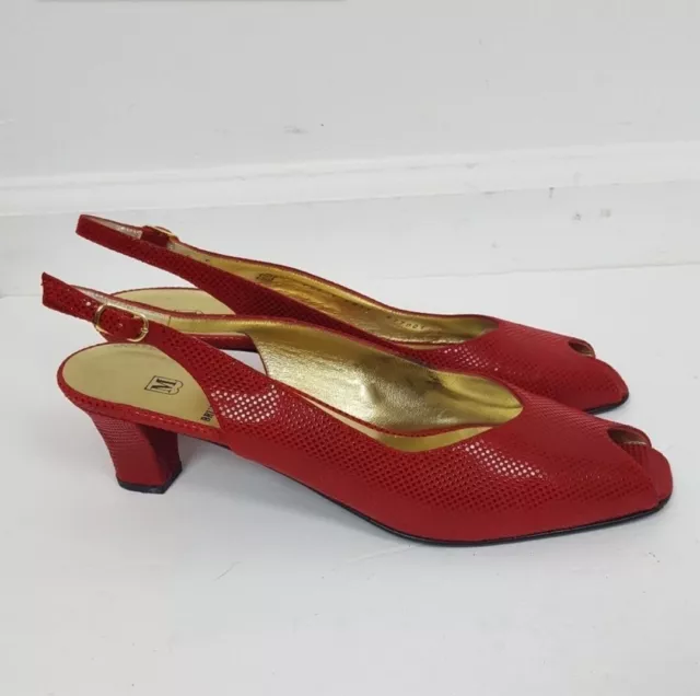 BRUNO MAGLI  Made In Italy Pumps Red  Size 9AA High Heels