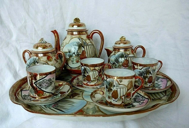 SERVICE À CAFÉ ancien en porcelaine du Japon sur plateau EUR 120,00