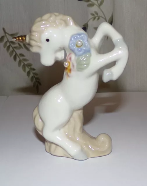 Vintage Unicorn Figurine w/Flowers Ceramic