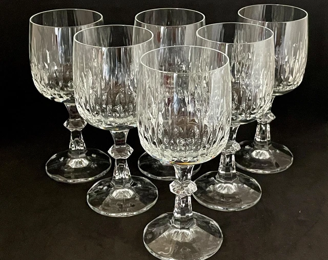 Superbe série 6 VERRES à EAU en CRISTAL taillé Arques Baccarat St Louis ?