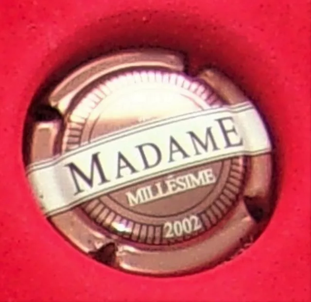 capsule de champagne  MIGNON-pierre n° 40e ( cuvee MADAME 2002 ) cote 10