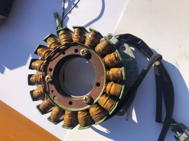 stator d allumage  pour 100 cv yamaha 4 tps carbu