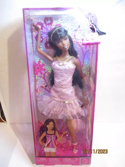 Poupée Barbie Fashion Fever Rock Star Nikki Pink Highlights 2008 Mattel