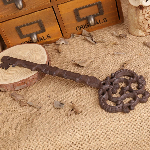 Decorative Wall Mounted Key Holder Rustic Cast Iron Key Rack Clothes Hanger