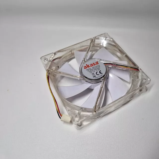 AKASA CLEAR/WHITE Cooling Case Fan DC Brushless DC12V 0.18A 120x120x25mm 3 Pin