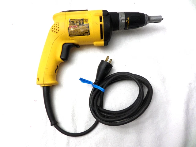 Dewalt DW255 VSR Drywall VSR Screwdriver Corded Screwgun works great