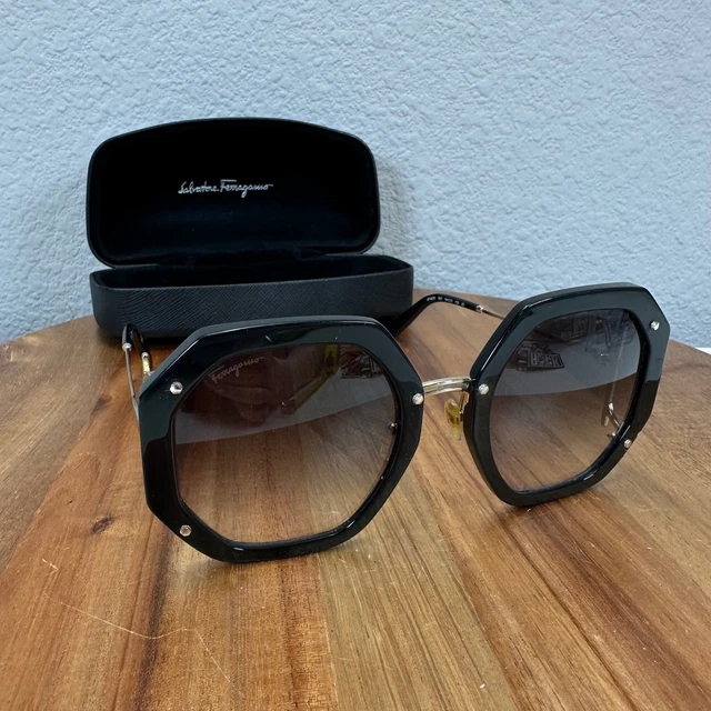 Salvatore Ferragamo SF940S Octagon Oversized Sunglasses Black & Case Geometric Salvatore Ferragamo SF940S Sunglasses | FREE Shipping main image 2
