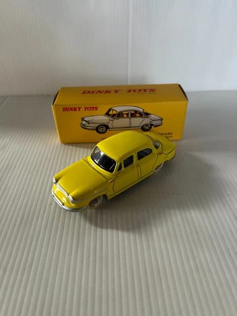 voiture miniature dinky toys
