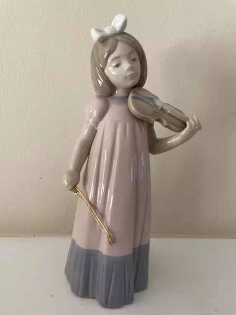 NAO BY LLADRO GIRL WITH VIOLIN #1034 DAISA FIGURINE 7.5"Tall EXCELLENT CONDITION