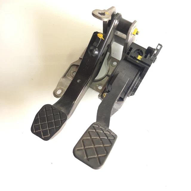 GENUINE SEAT Brake Pedal And Clutch Assembly 6Q2721117H £30.00