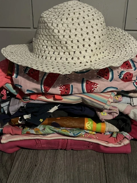 girls clothes bundle 2-3 years.                                (c30) 2