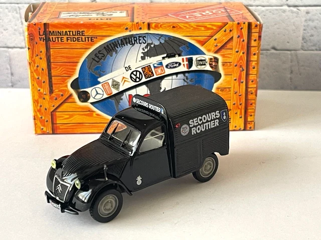 Norev N°29 Citroën 11 CV – Miniature 1:43 Bleue En Boîte – état Vintage