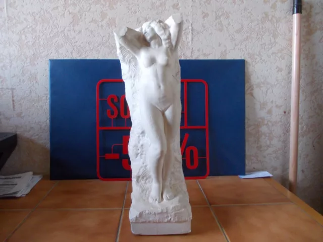 Ancienne GRANDE statue en plâtre FEMME NUE signée