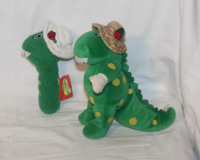 2003 The Wiggles Green&Yellow Dot Dorothy the Dinosaur Plush 7" & Rattle