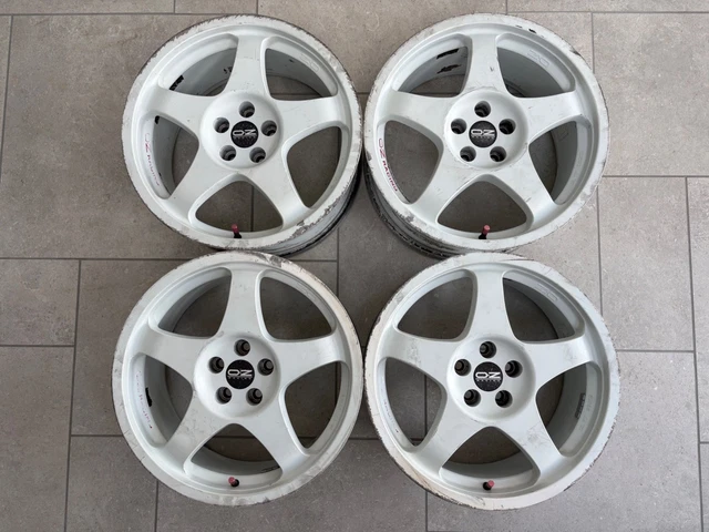 O.Z 17x7j 4x114.3日本製ホイール