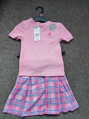 F&F Girls 2 Piece Outfit Ribbed T Shirt/Checkd Skirt,  6-11 Years New/Tags