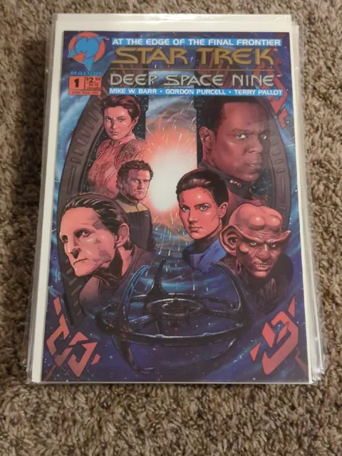 Lot (25) STAR TREK DEEP SPACE NINE  Malibu Comics Please Read Description