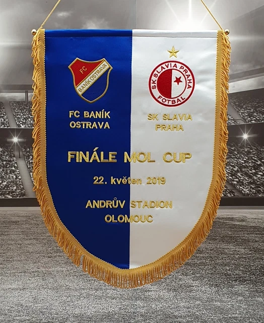 SPARTA PRAHA WIMPEL/PENNANT/FANION 🔵🟡🔴🟡🔵 Stadion Letna 1969 EUR 38,00 - DE