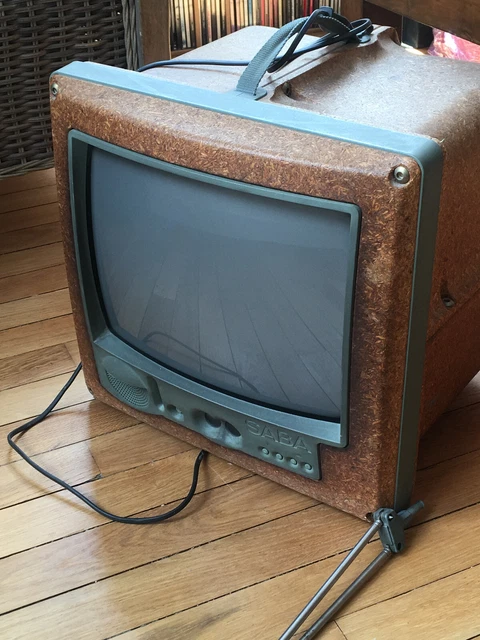 TV Cathodique avec lecteur VHS INTEGRÉ (Gebraucht) in St imier für CHF