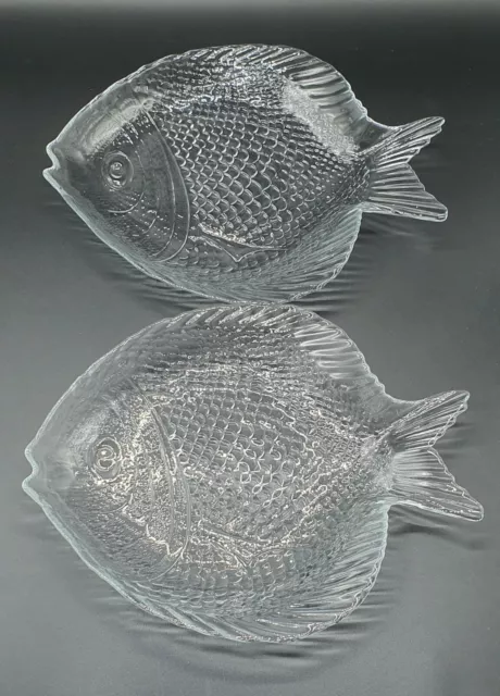 6 x Glass Fish Shaped Serving Side Plates Platter