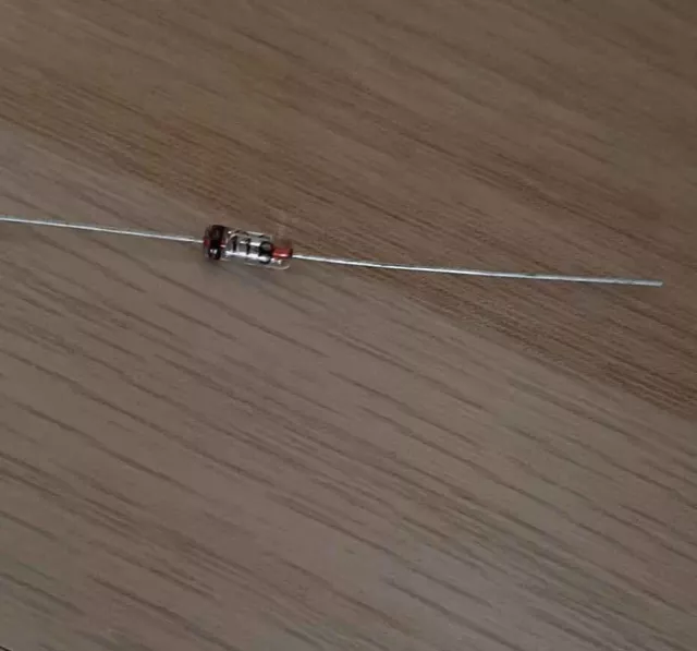 2 Stück AA118 Germanium Spitzen Diode selten-geprüft 1A NOS Amateurfunk 90Volt